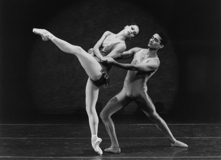 Iliana Lopez and Franklin Gamero in "Movilissimanoble," 1995. Photo by Steven Caras.